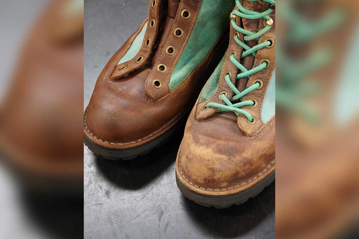 stage-boots