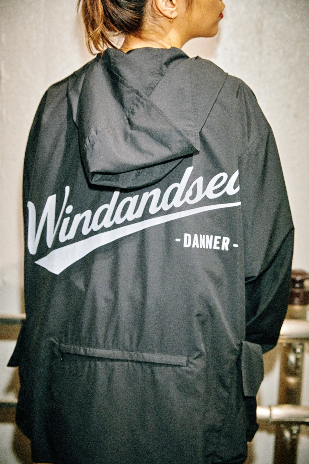 WIND AND SEA × DANNER パーカー L BLACKウィンダンシー - トップス